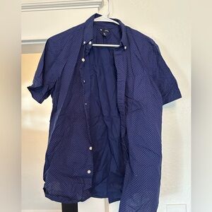 Medium GAP Short Sleeve button up - purplish blueish